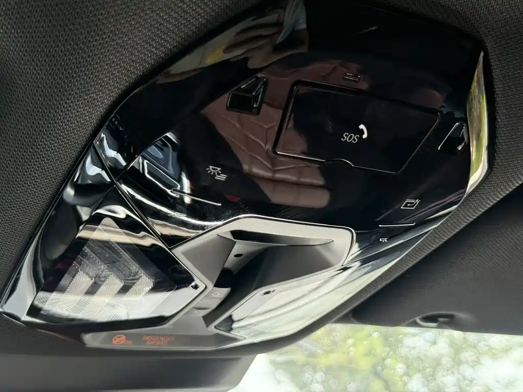 BMW i7 — миниатюра 35