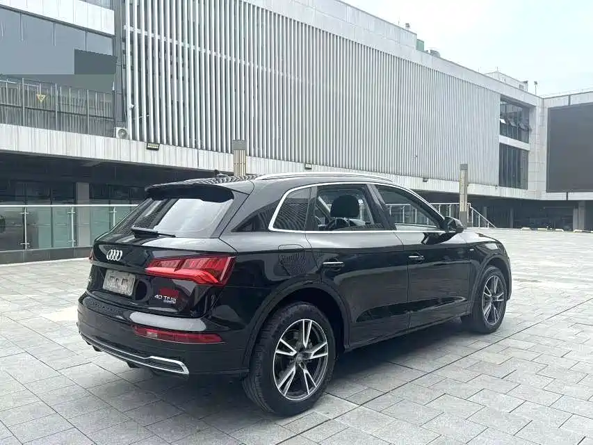 Audi Q5L — миниатюра 17
