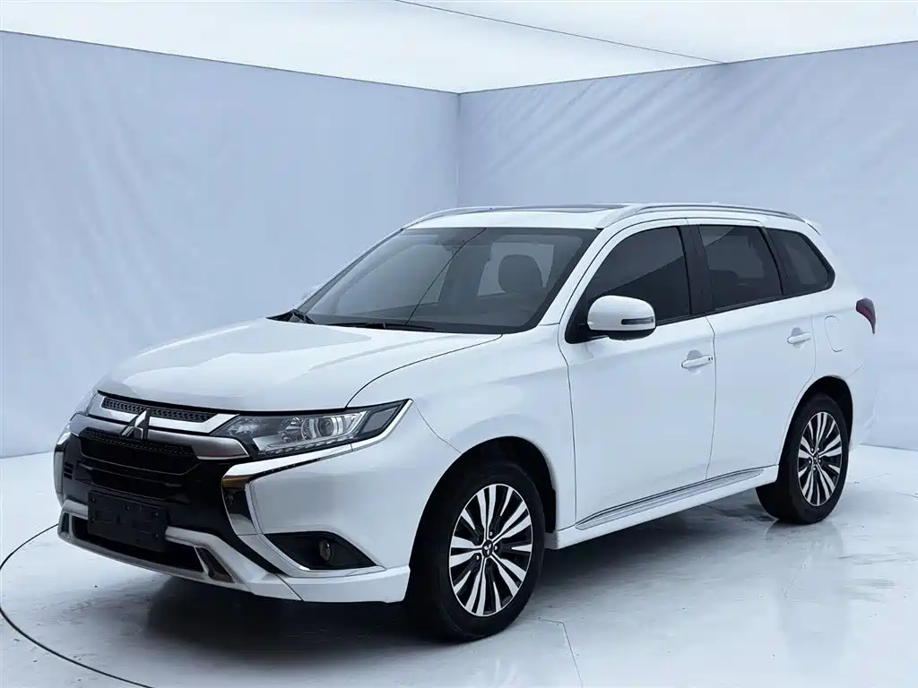 Mitsubishi Outlander 2021