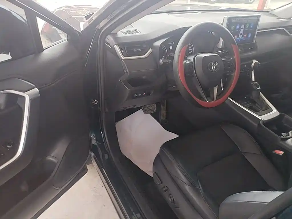 Toyota Wildlander — миниатюра 16
