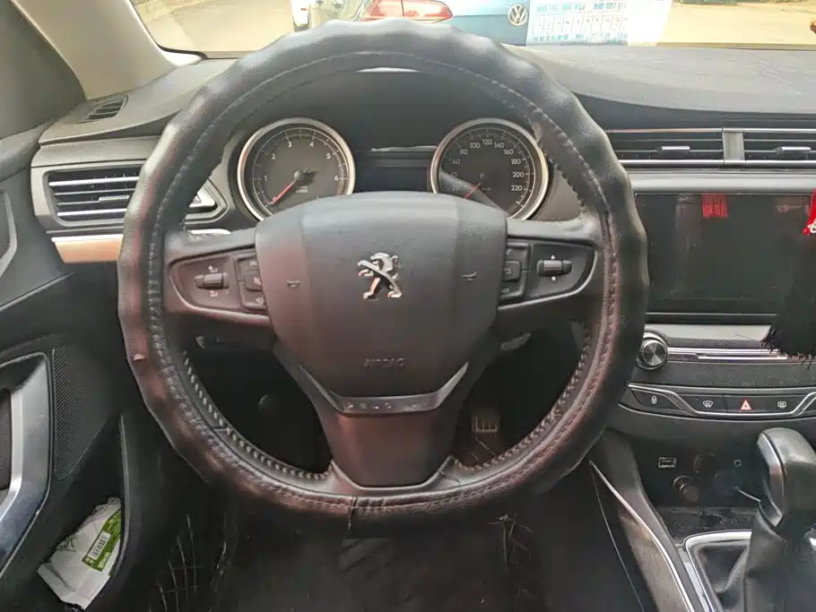 Peugeot 408 — миниатюра 15