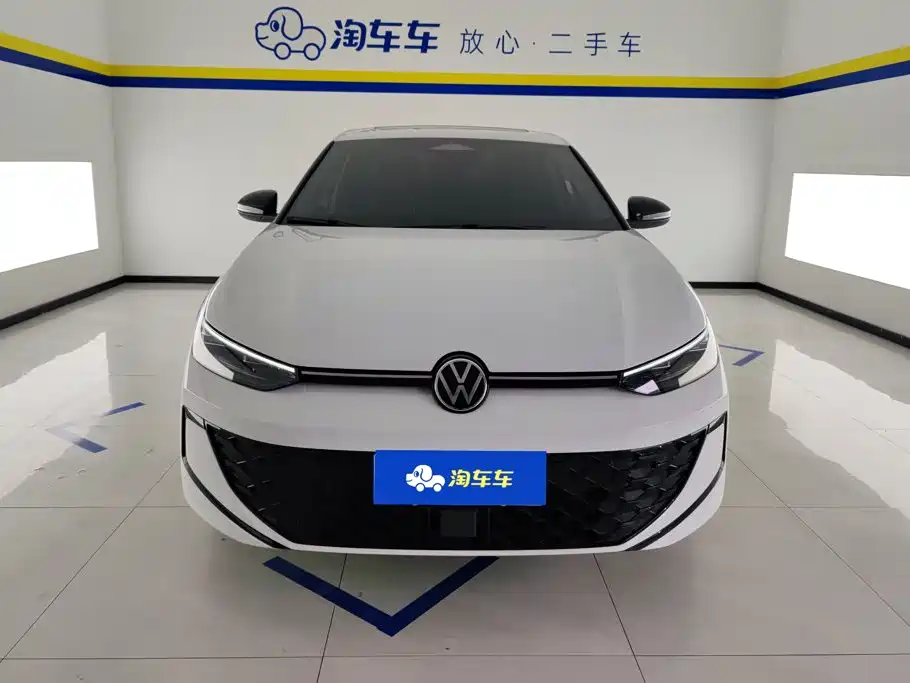 Volkswagen Lavida — миниатюра 2