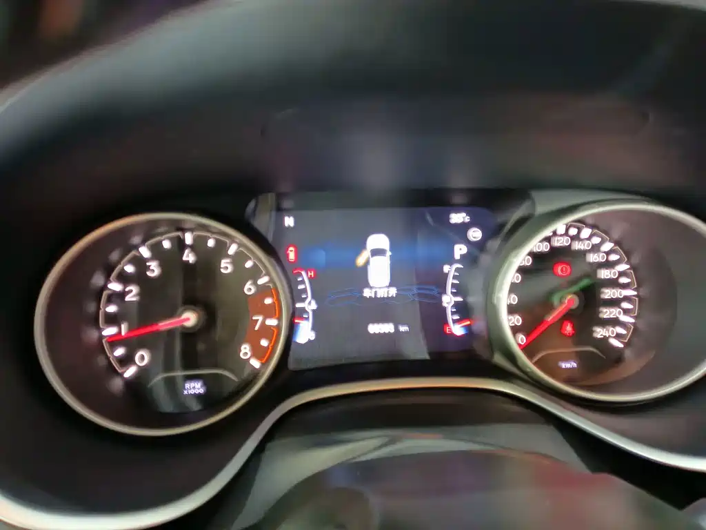 Jeep Compass — миниатюра 8