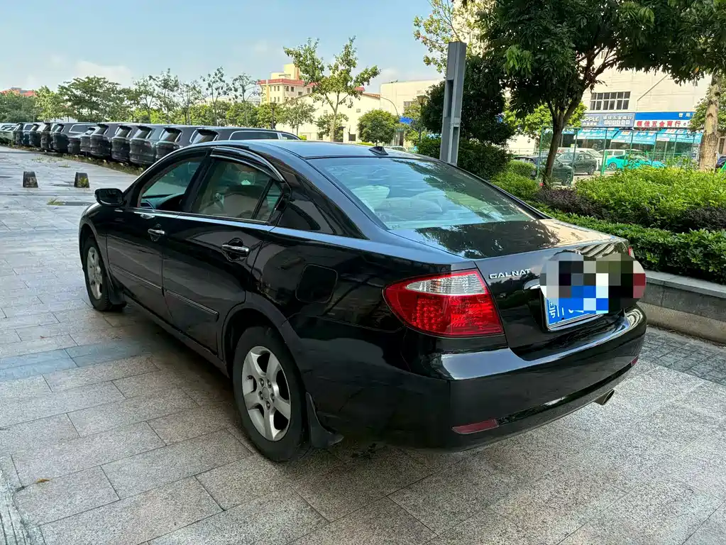 Mitsubishi Galant — миниатюра 9