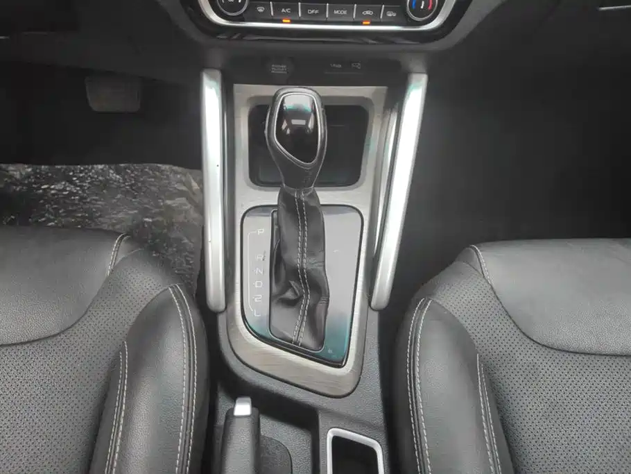 Geely Vision X3 — миниатюра 16