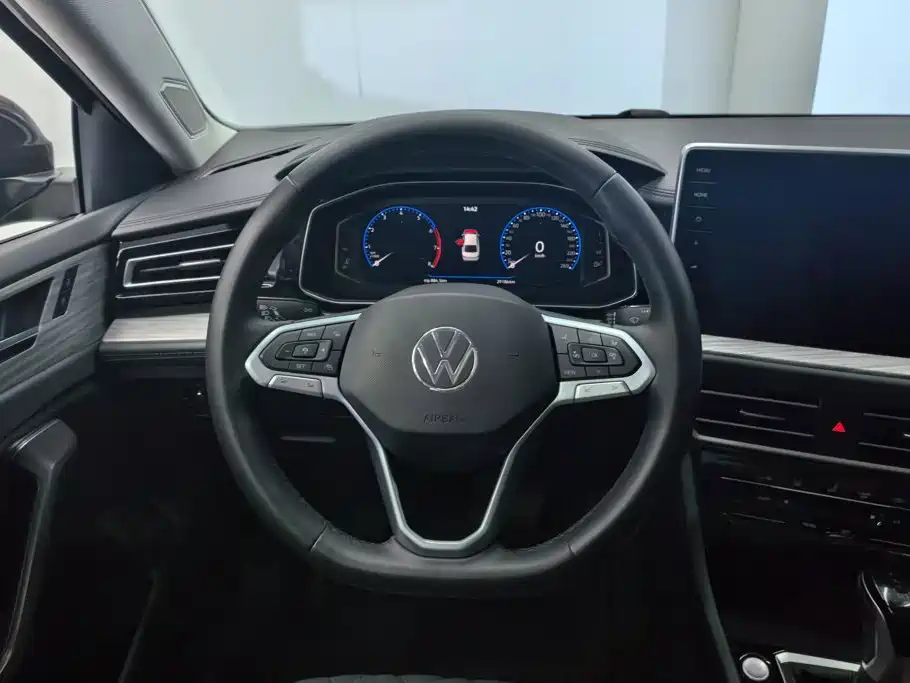 Volkswagen Sagitar — миниатюра 15