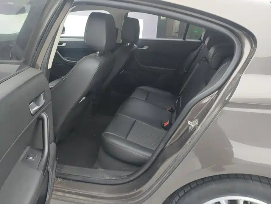 Qoros Qoros 3 — миниатюра 11