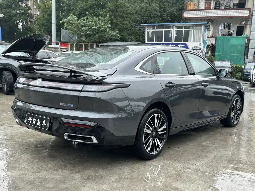 Changan Eado — миниатюра 5