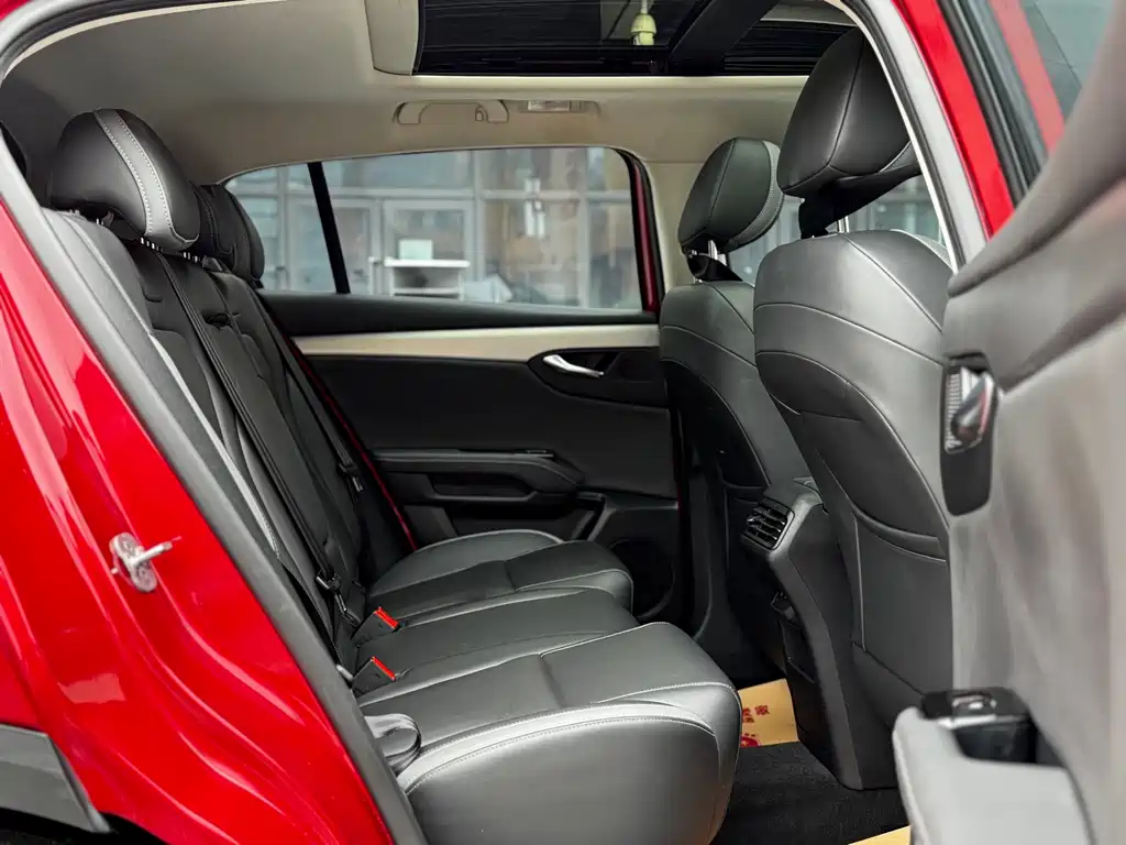Qoros Qoros 7 — миниатюра 14