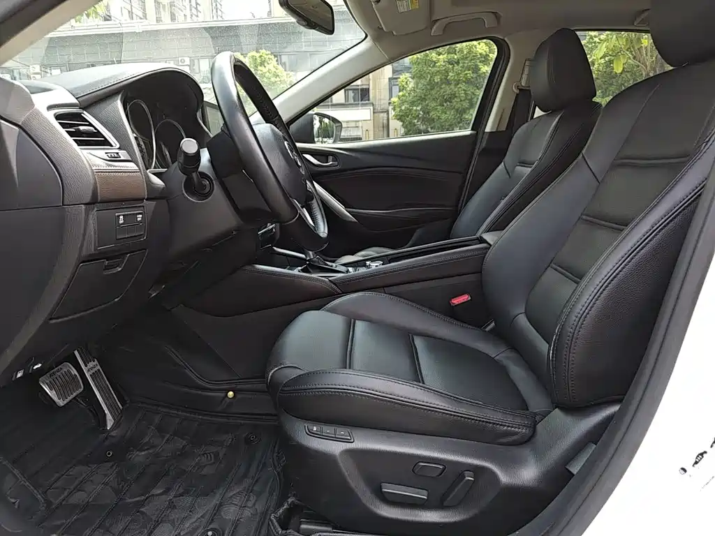Mazda Atenza — миниатюра 5
