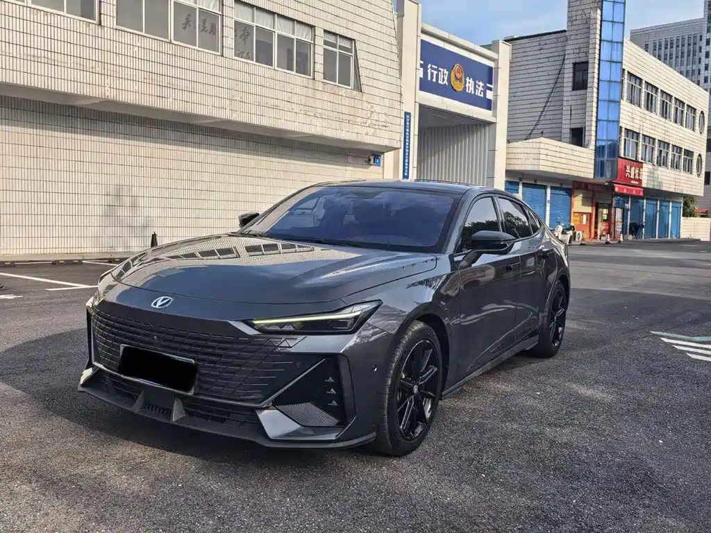 Changan UNI-V 2022