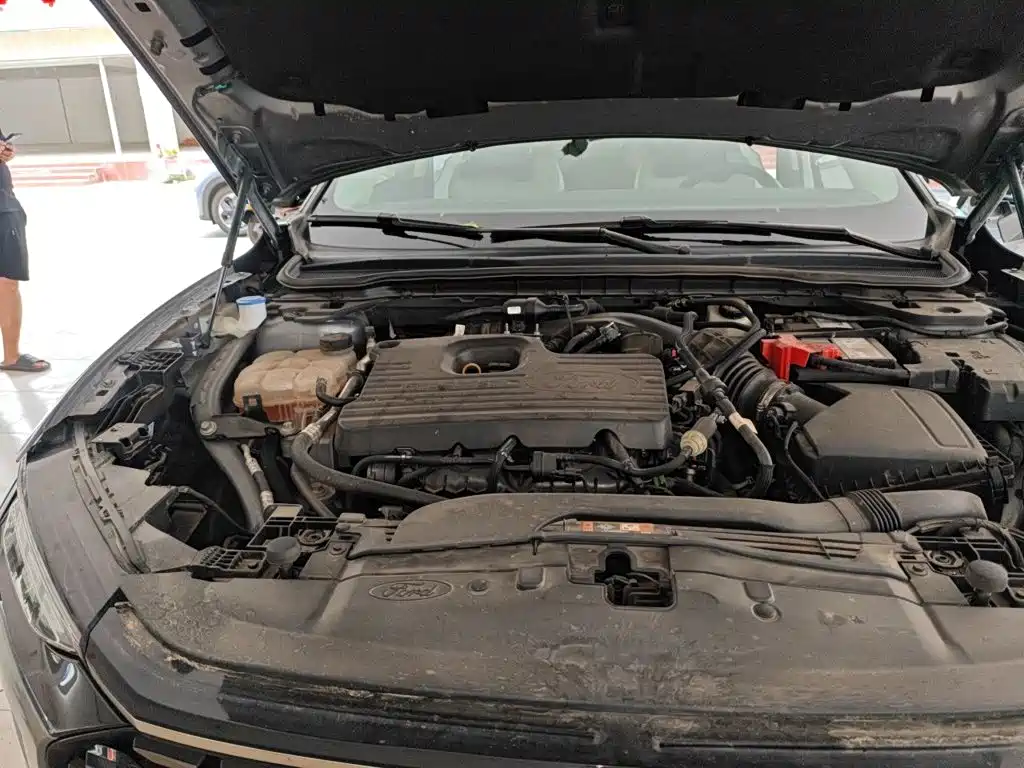 Ford Mondeo — миниатюра 21