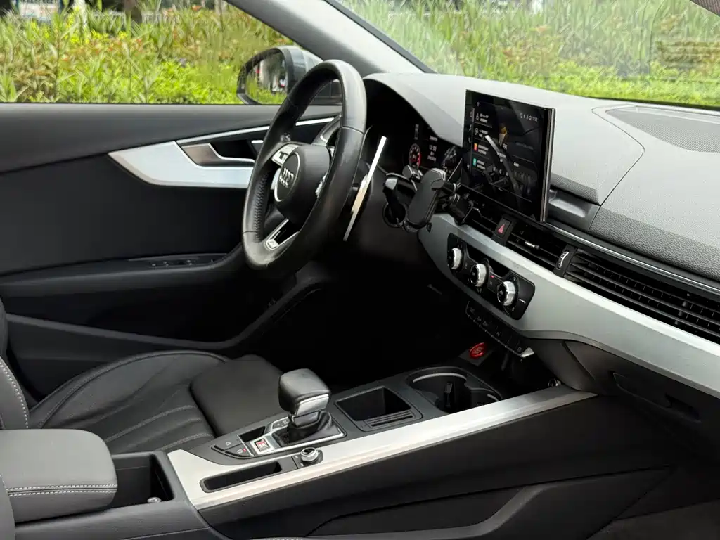 Audi A4L — миниатюра 12