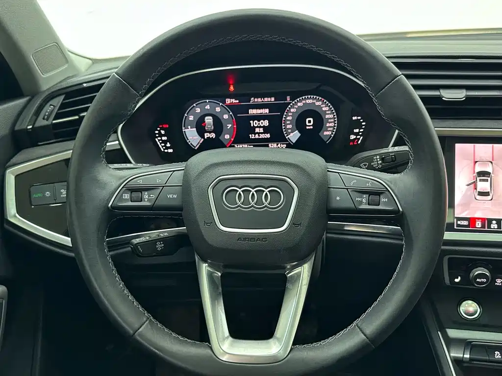 Audi Q3 — миниатюра 11