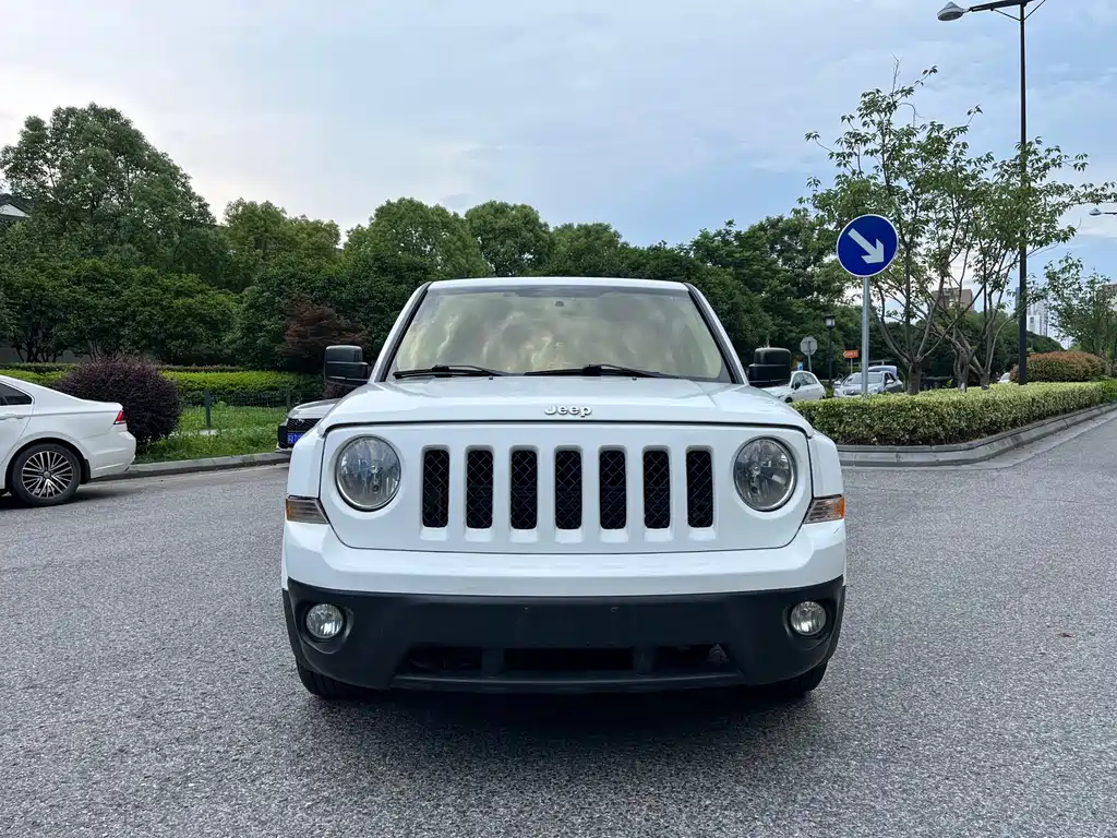 Jeep Patriot — миниатюра 2