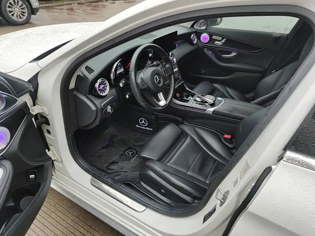 Mercedes-Benz C-Class — миниатюра 15