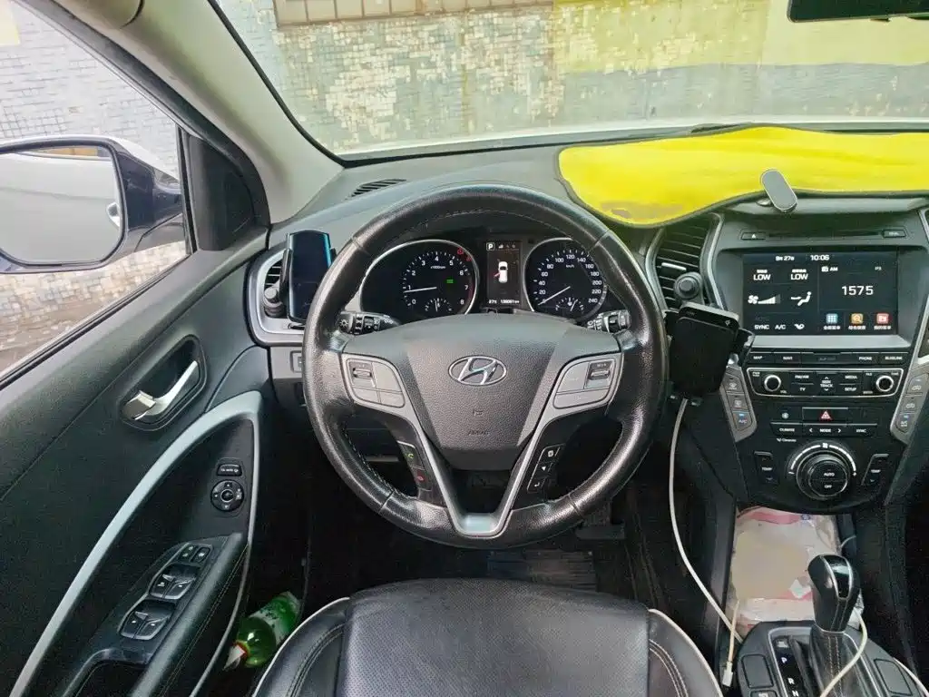 Hyundai Santa Fe — миниатюра 3