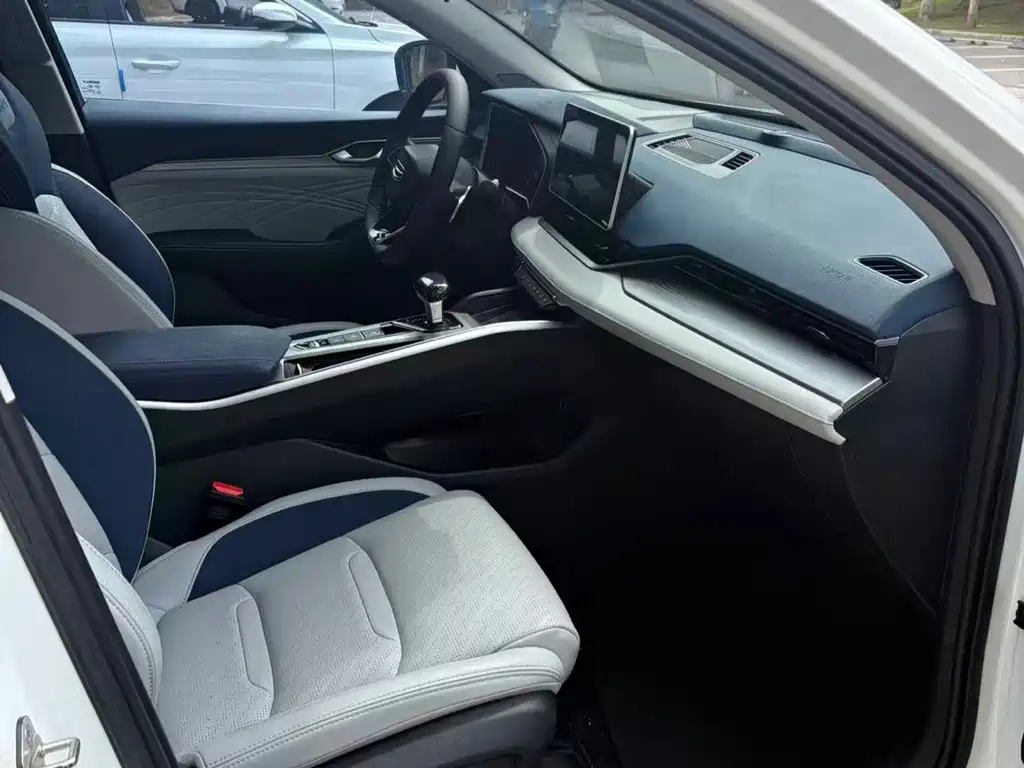 Geely Xingrui — миниатюра 8