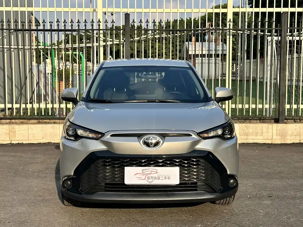 Toyota Frontlander — миниатюра 2