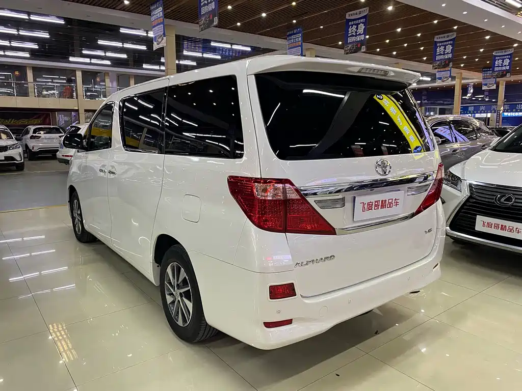 Toyota Alphard 2012 3.5L Luxury