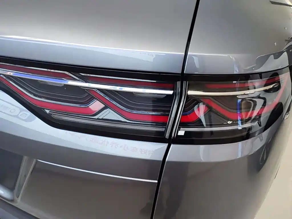BYD L DM-i — миниатюра 8