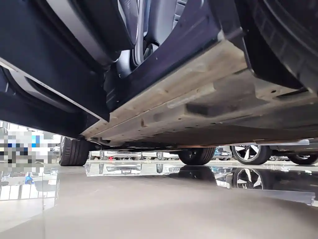 BYD L DM-i — миниатюра 22