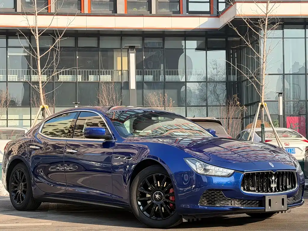 MASERATI GHIBLI