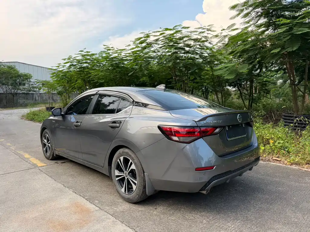 Nissan Sylphy — миниатюра 5