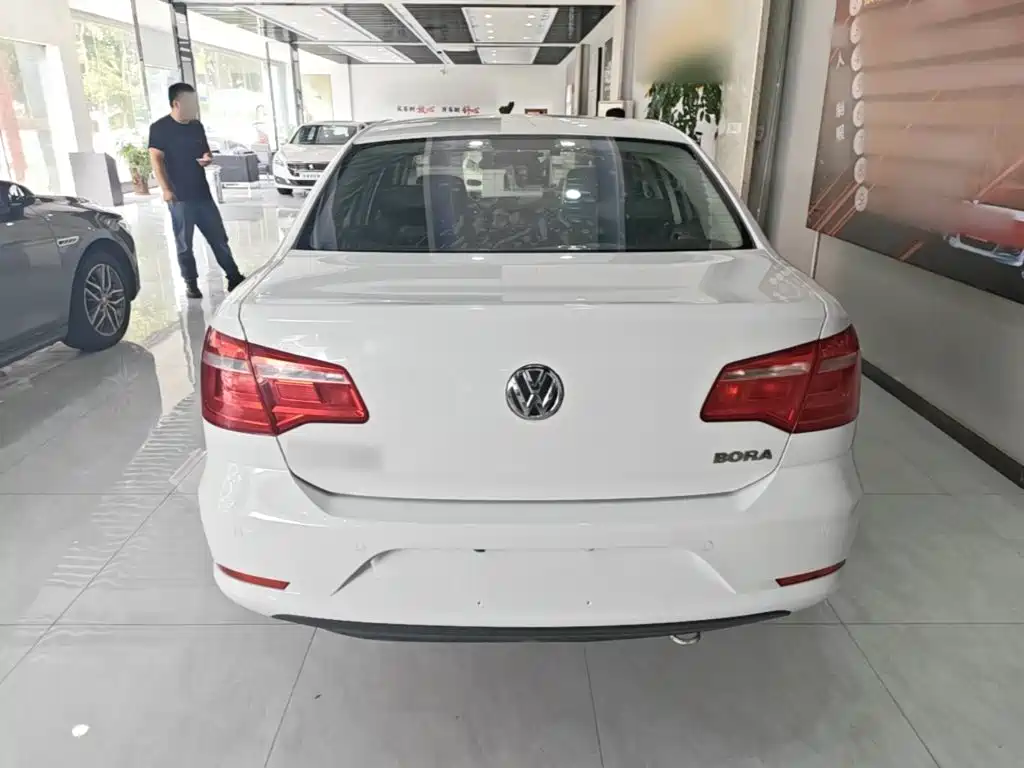 Volkswagen Bora — миниатюра 6