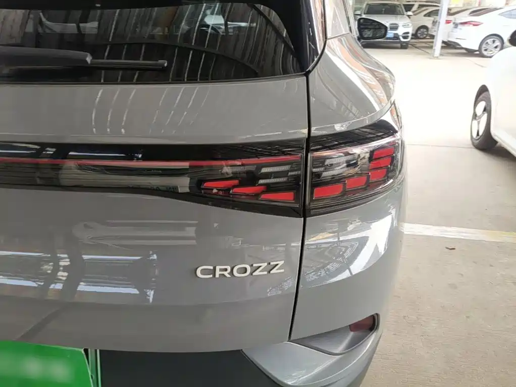 Volkswagen ID.4 Crozz — миниатюра 8