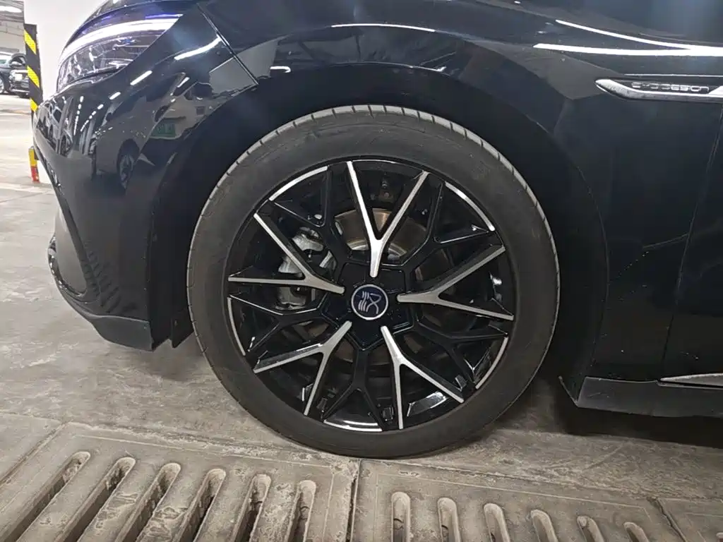 BYD Han — миниатюра 23