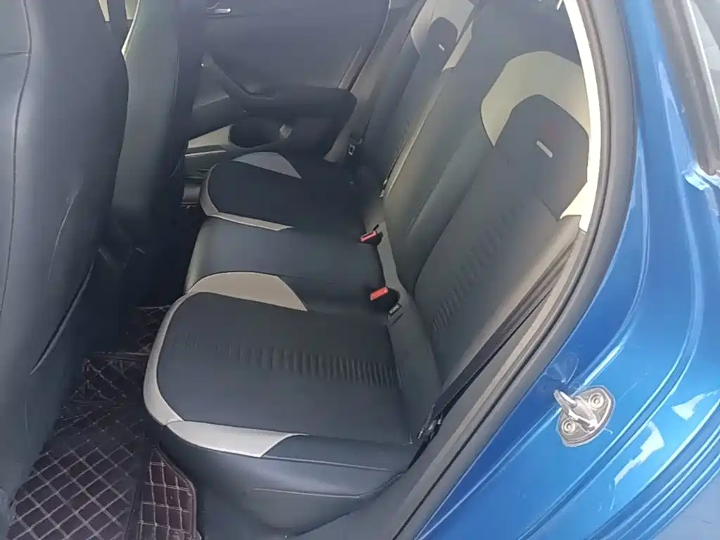 Volkswagen Polo — миниатюра 17