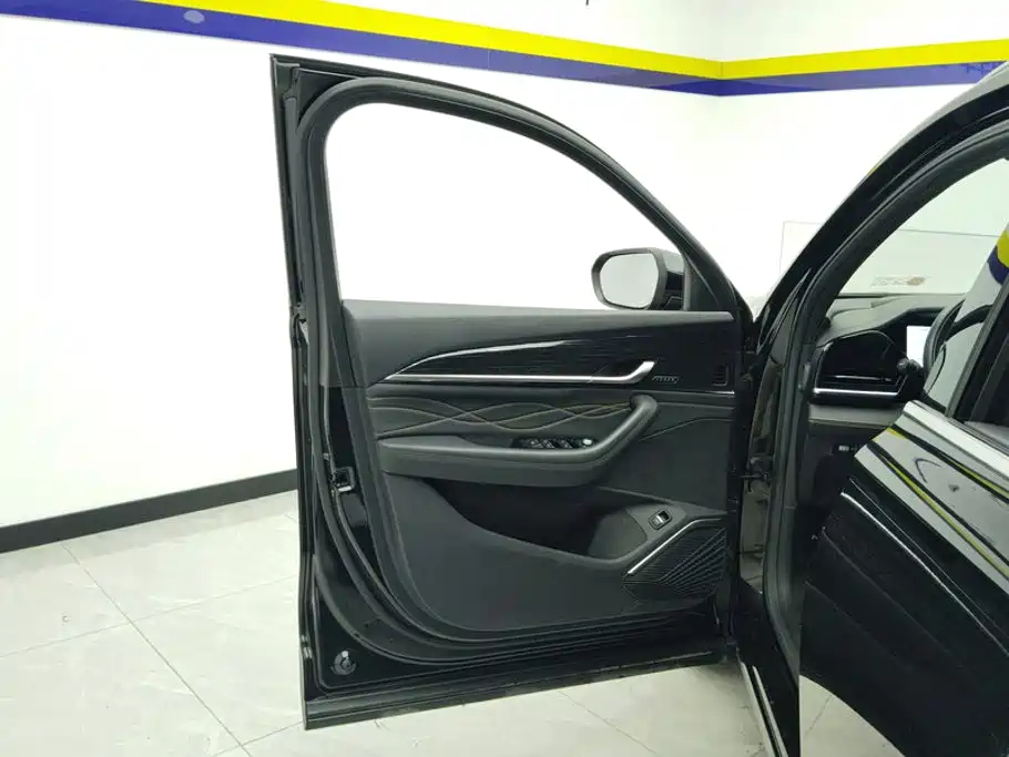 Geely Xingyue L — миниатюра 7