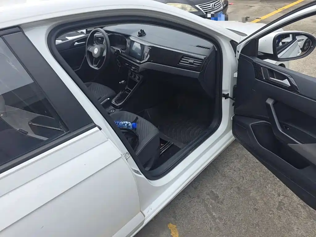 Volkswagen Lavida — миниатюра 9