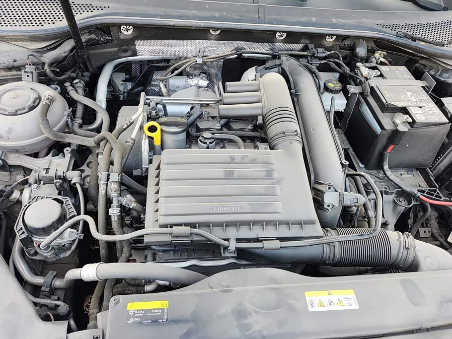 Volkswagen Magotan 1.4 л 2025 г. Чёрный, пробег 22100 км