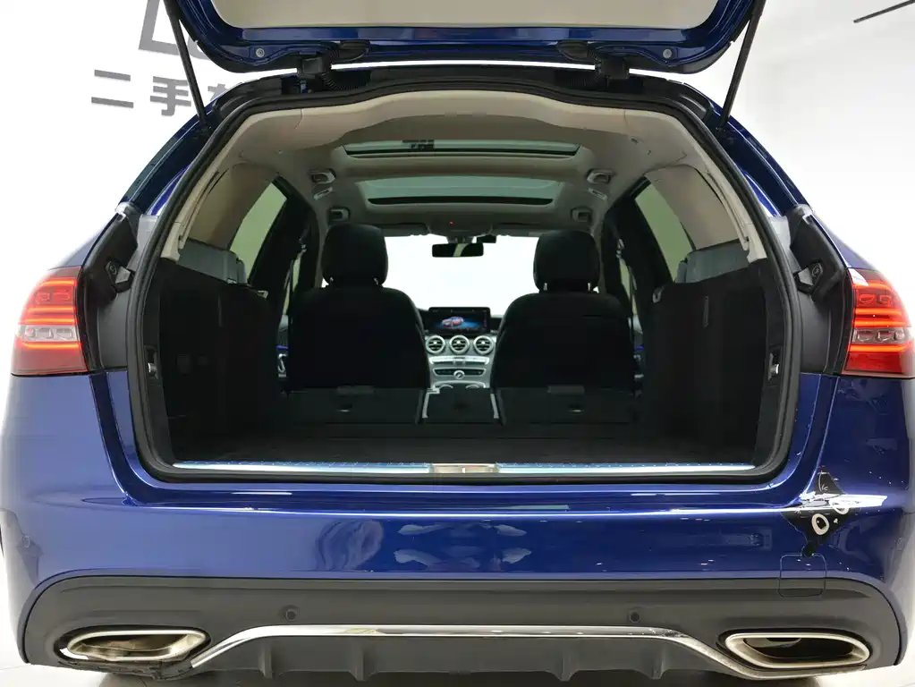 Mercedes-Benz C-Class (Import) — миниатюра 10