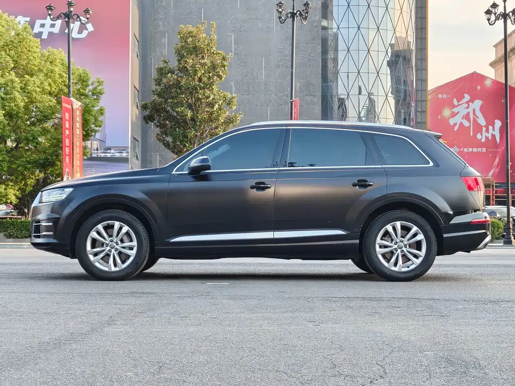 Audi Q7 — миниатюра 7