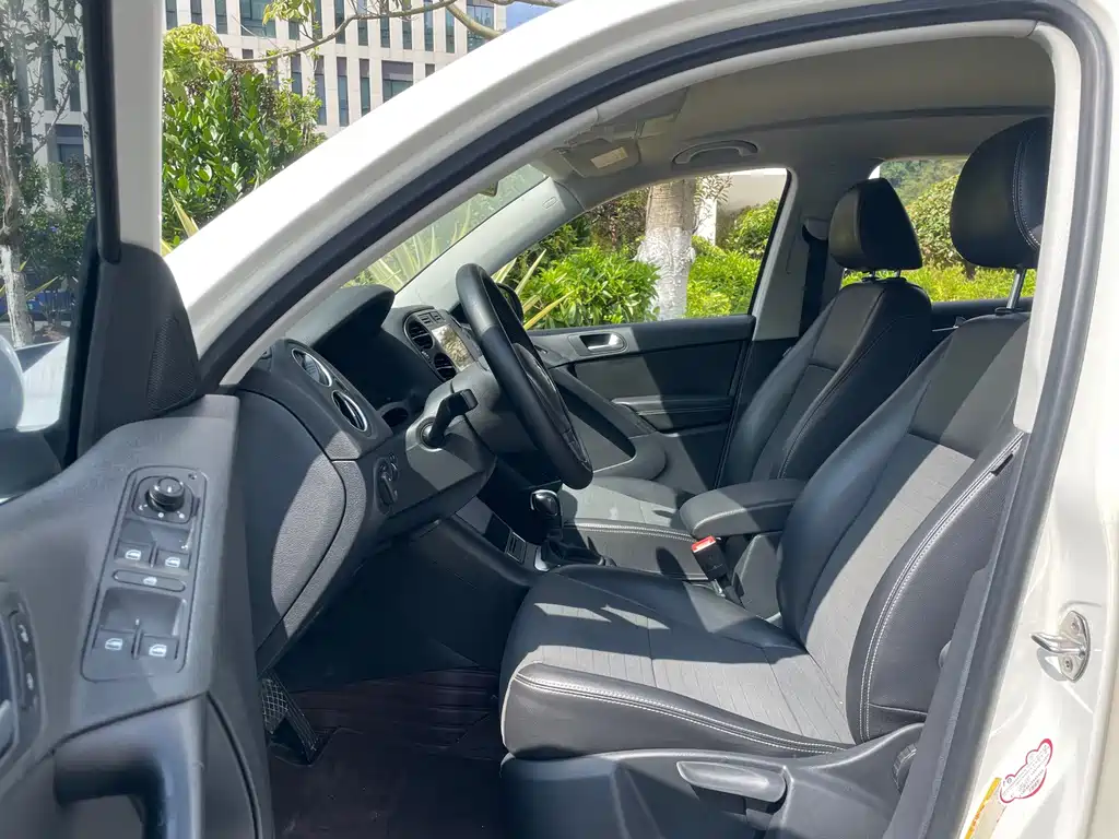 Volkswagen Tiguan — миниатюра 9