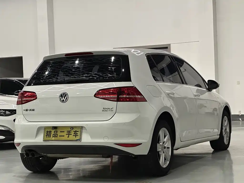 Volkswagen Golf — миниатюра 10