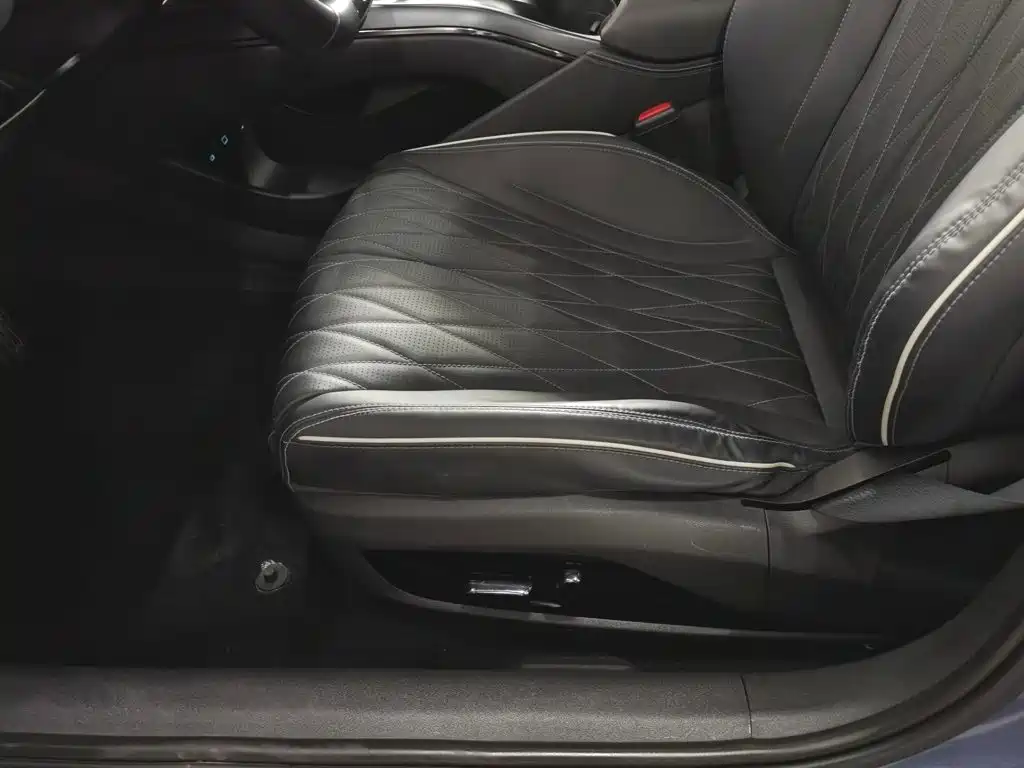 BYD Seal — миниатюра 20