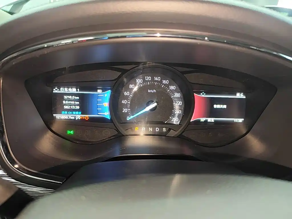 Ford Taurus — миниатюра 12