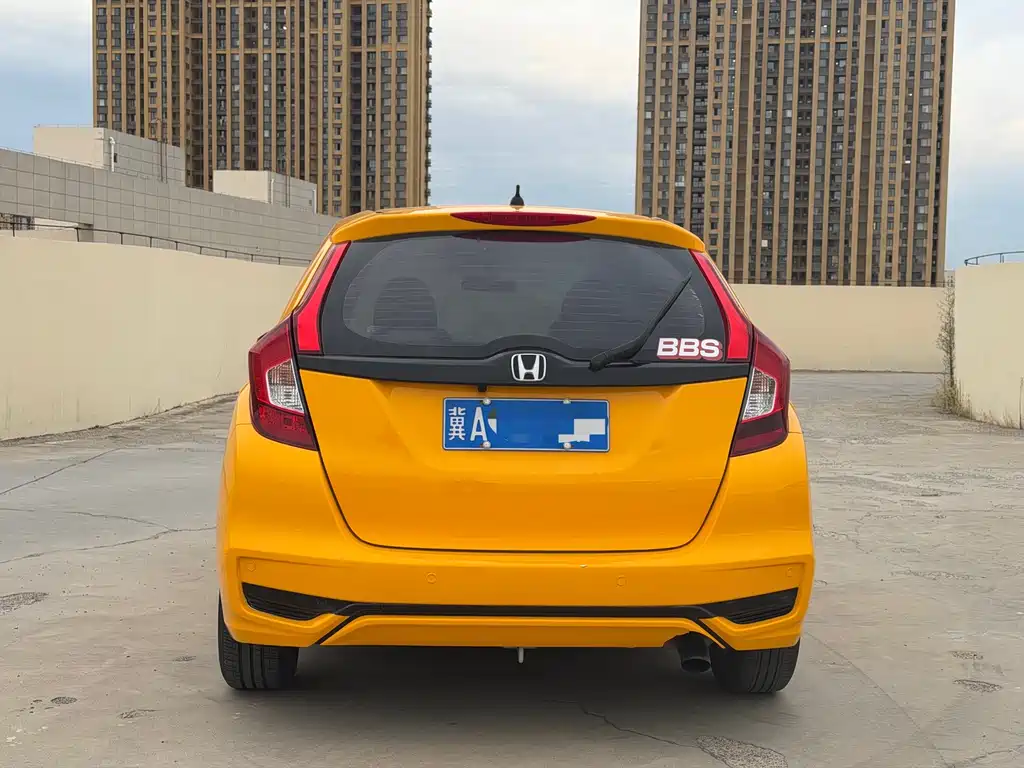 Honda Fit — миниатюра 5