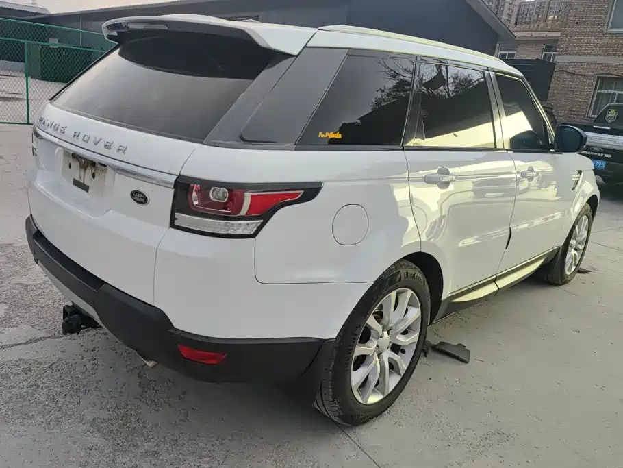 Land Rover Sport — миниатюра 3