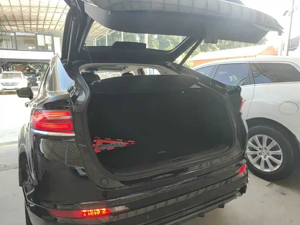 Geely Xingyue — миниатюра 19