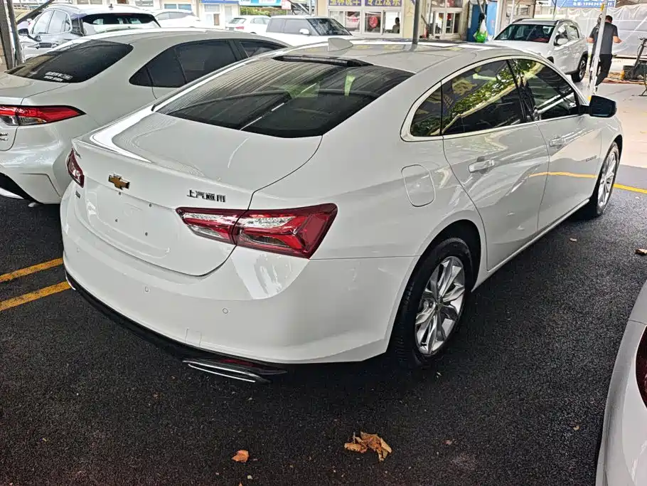 Chevrolet Malibu XL — миниатюра 3