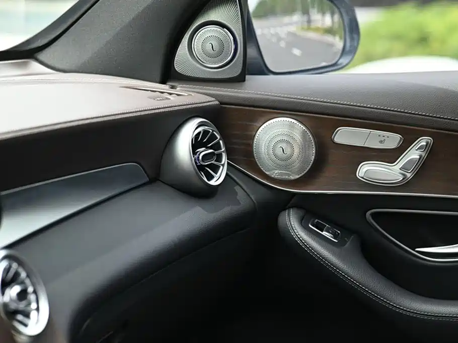 Mercedes-Benz GLC — миниатюра 20