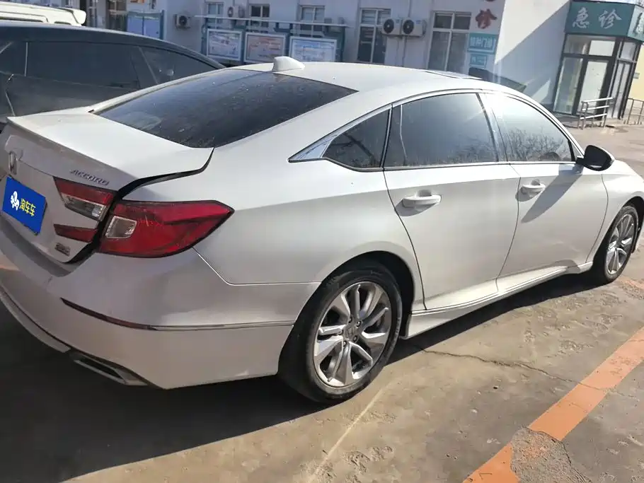 Honda Accord — миниатюра 3