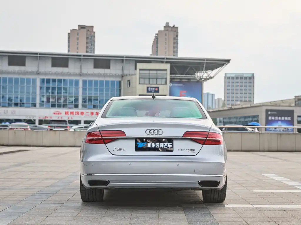 Audi A8 2014 A8L 60 TFSI quattro