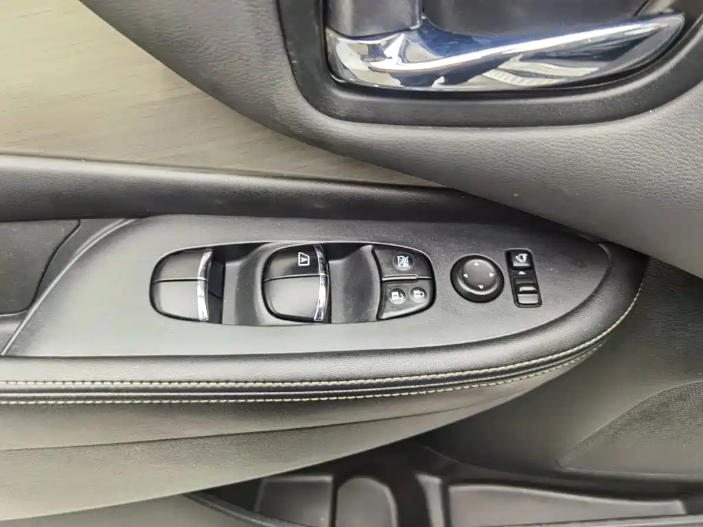 Nissan Murano — миниатюра 9