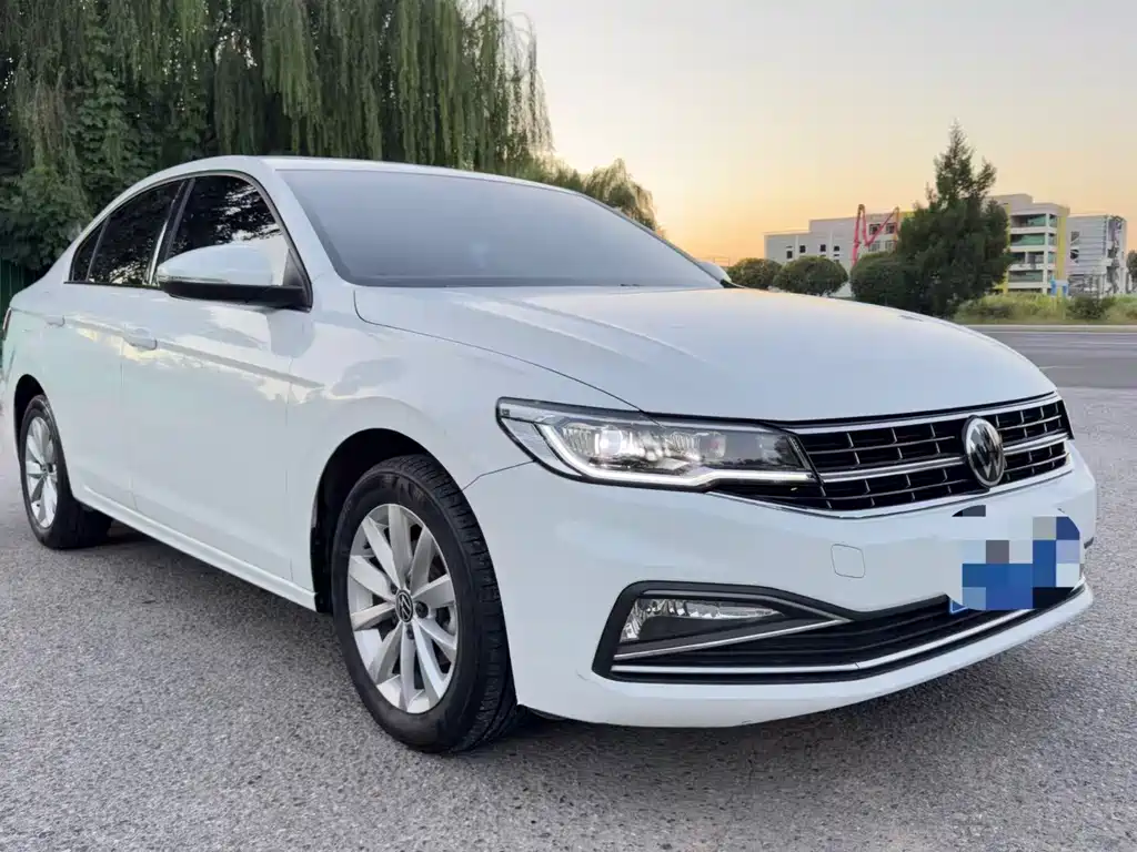 Volkswagen Bora — миниатюра 3